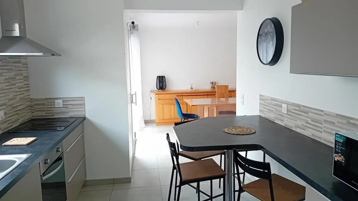 別荘 La Broceliande 4 Bedroom House Ploërmel